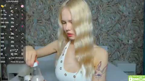 Megan and Brad online show from 22, 7, 2026