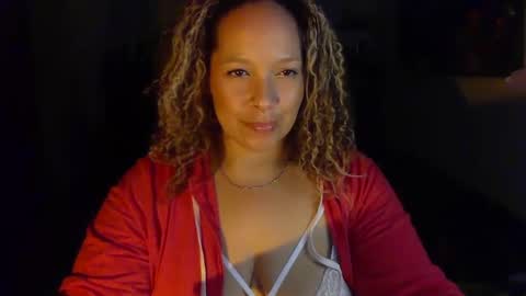 Esme Luv online show from 20, 9, 2025