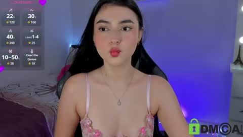 Esmeralda online show from 14, 6, 2026