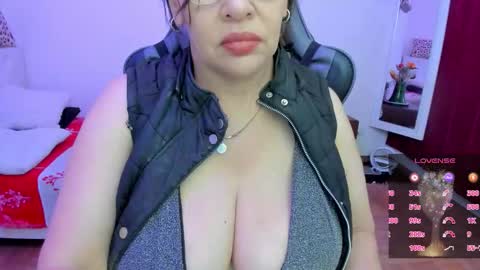 esme online show from 5, 2, 2026