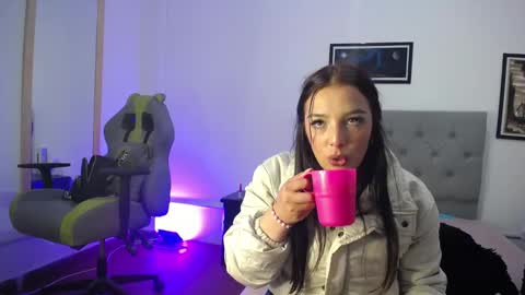 Perla online show from 1, 11, 2025