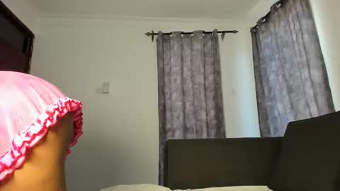 Snapshot of esmeray_ chatting on 10, 4, 2026 Esme online show from 10, 4, 2026