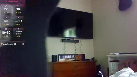 Snapshot of esoterickitten777 chatting on 25, 3, 2026 axe online show from 25, 3, 2026