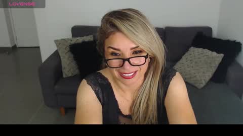 Juliana online show from 25, 1, 2025