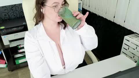 Ava online show from 5, 5, 2026