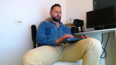 esteban online show from 2, 5, 2026