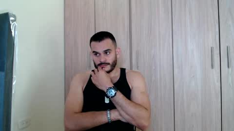 Esteban Fernandez online show from 5, 2, 2025