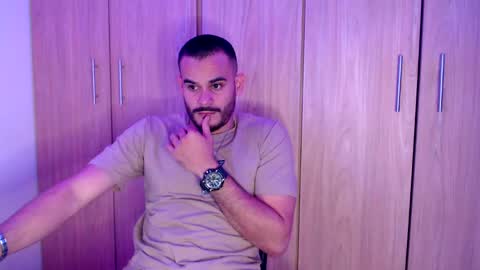 Esteban Fernandez online show from 12, 2, 2025