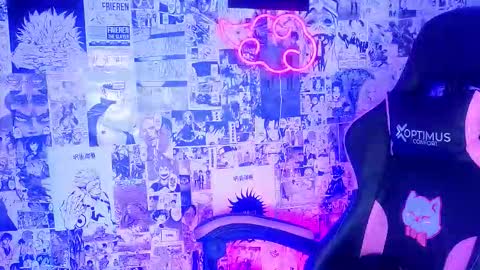 Esteban independent model online show from 14, 3, 2026