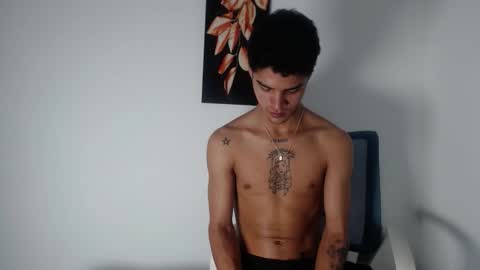 Snapshot of estebanjm22 chatting on 3, 3, 2026 Esteban online show from 3, 3, 2026