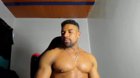 Snapshot of estebanlobo chatting on 30, 9, 2025 estebanlobo online show from 30, 9, 2025