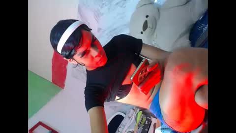 estefani robles online show from 1, 5, 2026