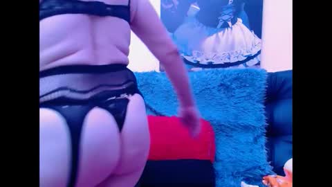 Snapshot of estefania_344 chatting on 22, 10, 2025 estefania_344 online show from 22, 10, 2025