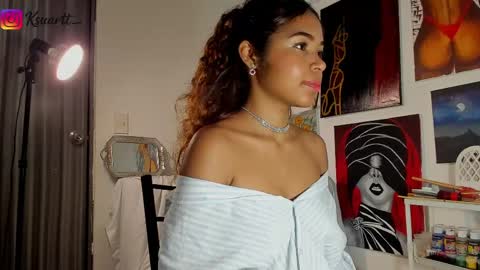 estefy_arroyo1 online show from 5, 5, 2026