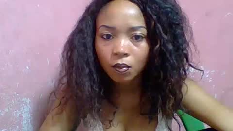 estelah20 online show from 23, 10, 2025