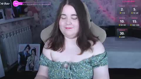 estelle_hicks online show from 30, 7, 2026