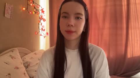 Snapshot of estellezdebski chatting on 20, 7, 2026 estellezdebski online show from 20, 7, 2026