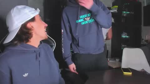 LOUIS online show from 5, 11, 2025