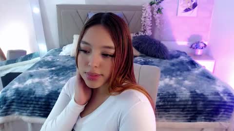 Snapshot of estrella_hank chatting on 8, 3, 2026 estrella_hank online show from 8, 3, 2026