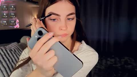 Snapshot of eternity_is_endless chatting on 19, 10, 2025 Mary online show from 19, 10, 2025