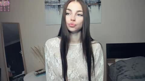 Snapshot of eternity_is_endless chatting on 18, 11, 2025 Mary online show from 18, 11, 2025