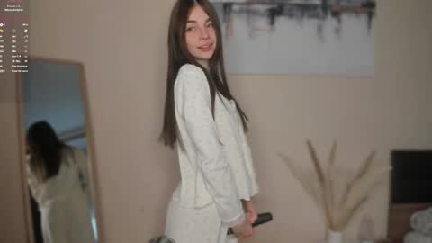 Snapshot of eternity_is_endless chatting on 9, 3, 2026 Mary online show from 9, 3, 2026