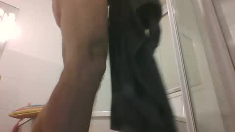 Snapshot of etextratestacle chatting on 8, 9, 2025 ET online show from 8, 9, 2025