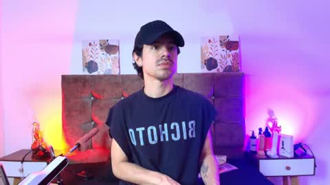 ethan  online show from 5, 8, 2026