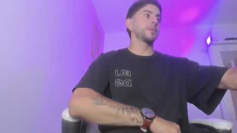 Ethan Muller online show from 17, 1, 2025