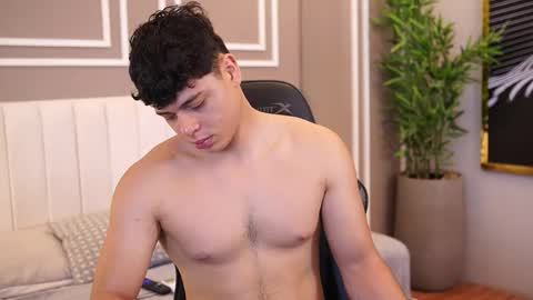 ethan_occonor online show from 8, 5, 2026