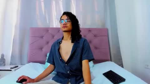 ethanblackwoodd online show from 8, 1, 2026