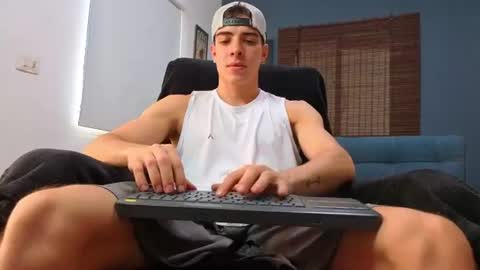 ethangreey1 online show from 10, 7, 2026