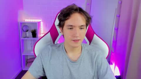 Ethan online show from 5, 11, 2025