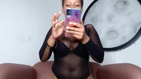 euphoria_06 online show from 21, 12, 2025