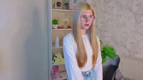 eusebiamalekan online show from 18, 5, 2026