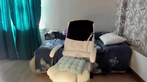 Snapshot of eva_7777 chatting on 30, 4, 2026 Eva online show from 30, 4, 2026