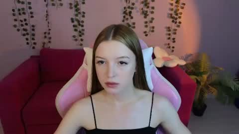 Snapshot of eva__thompson chatting on 25, 6, 2026 Eva online show from 25, 6, 2026