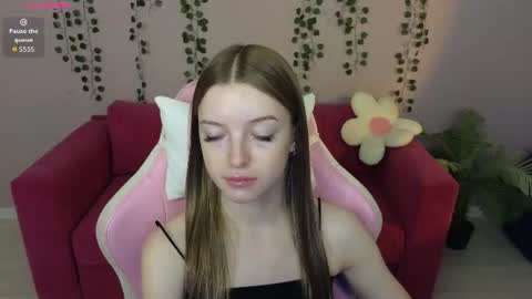 Snapshot of eva__thompson chatting on 13, 7, 2026 Eva online show from 13, 7, 2026