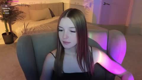 Snapshot of eva__thompson chatting on 31, 7, 2026 Eva online show from 31, 7, 2026