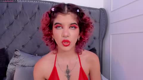 Eva  online show from 8, 5, 2026