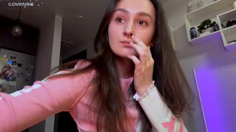 Eva  online show from 12, 3, 2026