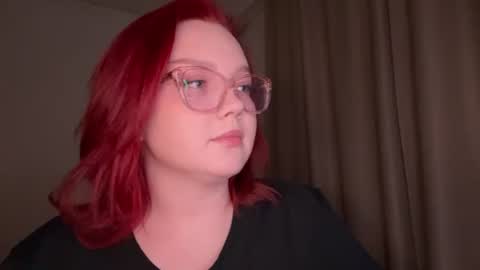 eva_kittenn online show from 24, 6, 2026