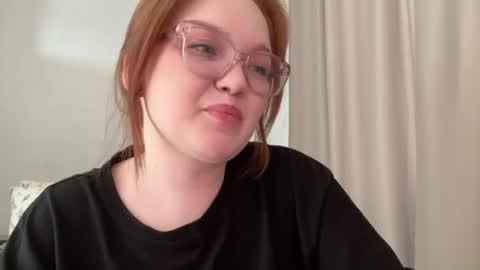 eva_kittenn online show from 30, 6, 2026