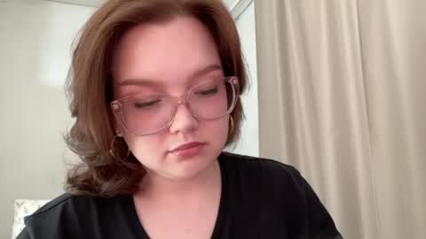eva_kittenn online show from 3, 8, 2026