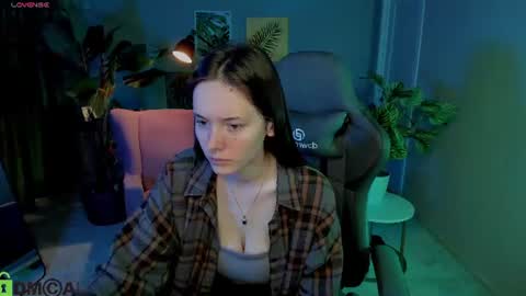 Snapshot of eva_leeee chatting on 16, 7, 2026 Eva online show from 16, 7, 2026