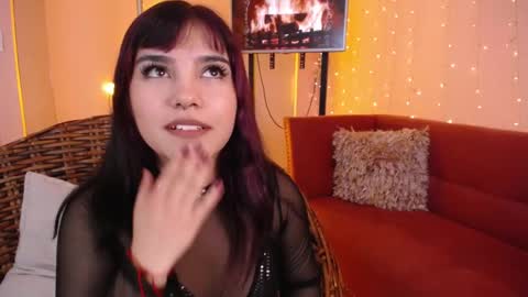 Snapshot of eva_lingus chatting on 8, 3, 2026 Eva online show from 8, 3, 2026