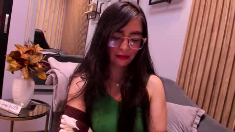 Angelinne online show from 28, 11, 2025