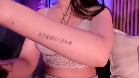 Angelinne online show from 10, 5, 2026
