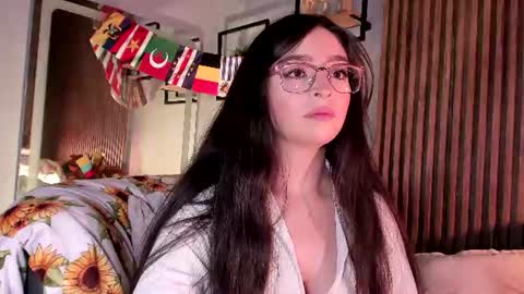 Angelinne online show from 12, 7, 2026