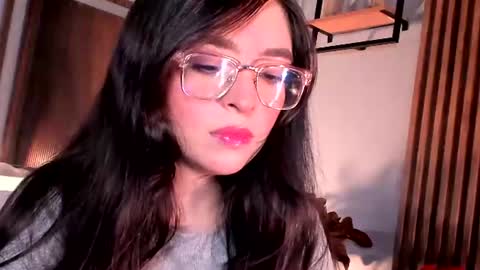 Angelinne online show from 31, 7, 2026